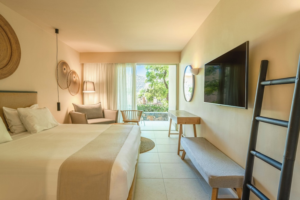 Habitación Superior del hotel Blue Sea Beach Affiliated By Melia. Foto 11