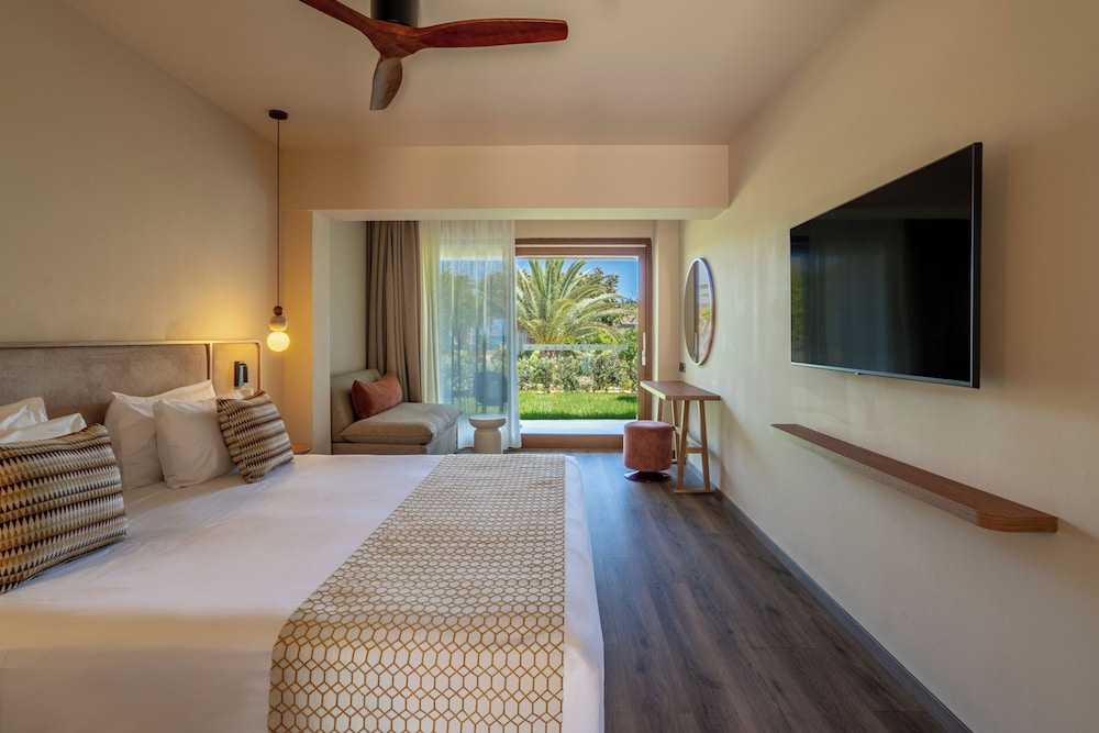 Habitación Superior del hotel Blue Sea Beach Affiliated By Melia. Foto 16