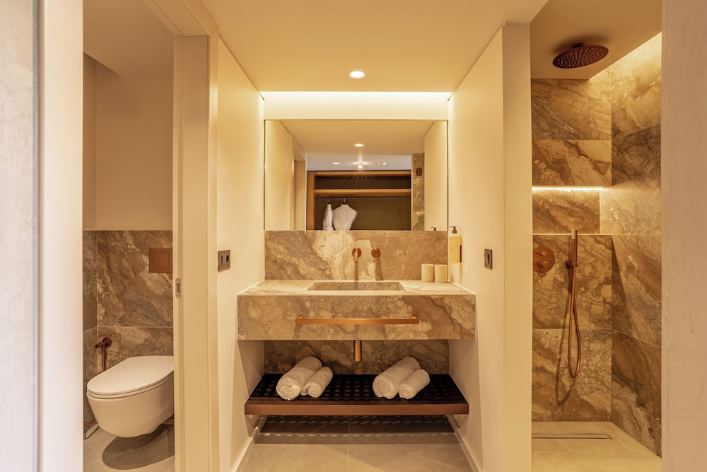 Junior Suite con vistas al jardín del hotel Blue Sea Beach Affiliated By Melia. Foto 15