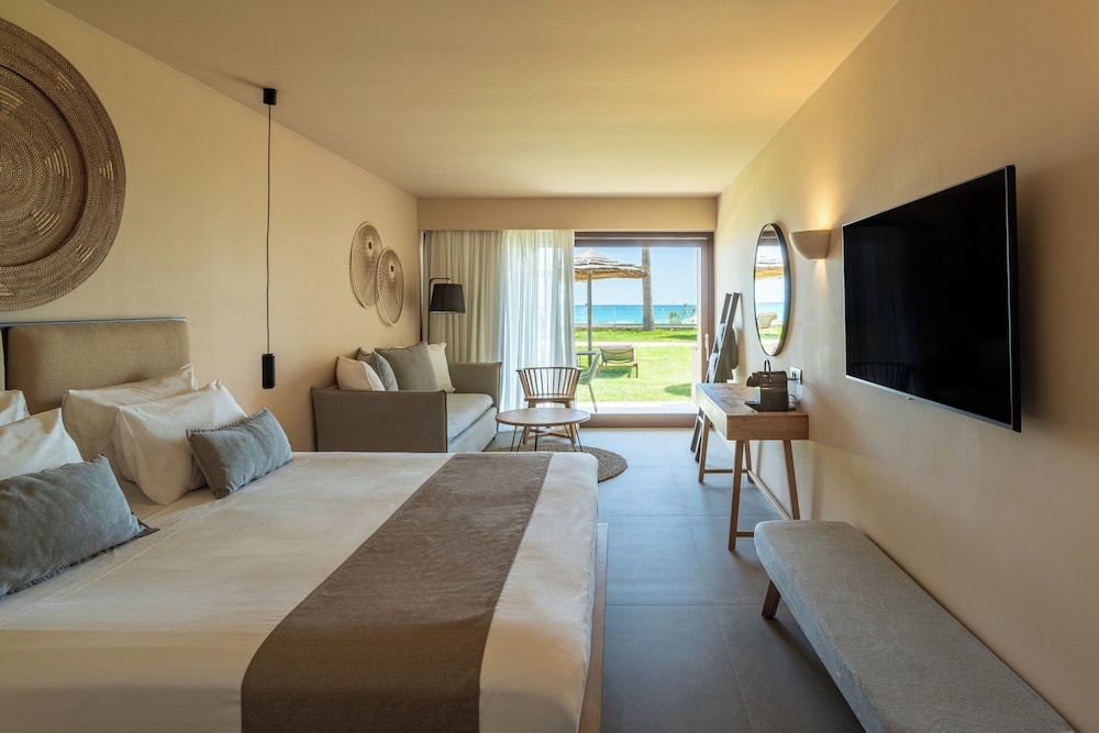 Bungalow Frente al Mar del hotel Blue Sea Beach Affiliated By Melia. Foto 9