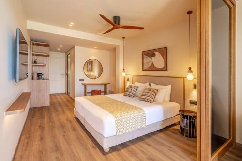 Habitación Familiar del hotel Blue Sea Beach Affiliated By Melia. Foto 1