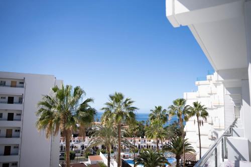 Suite Junior con vistas al mar del hotel Coral Ocean View (only Adults)