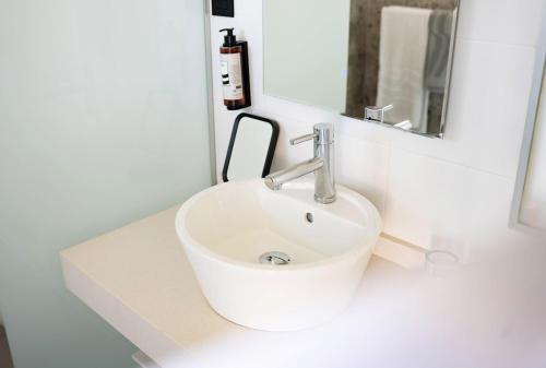 Suite Junior con vistas al mar del hotel Coral Ocean View (only Adults). Foto 2