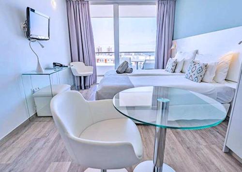 Suite Junior con vistas al mar del hotel Coral Ocean View (only Adults). Foto 13