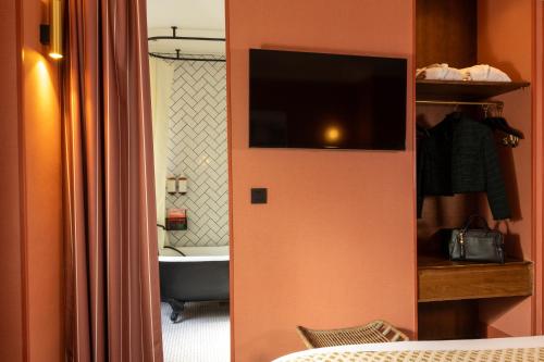 Habitación Doble Deluxe del hotel Coq Paris. Foto 4