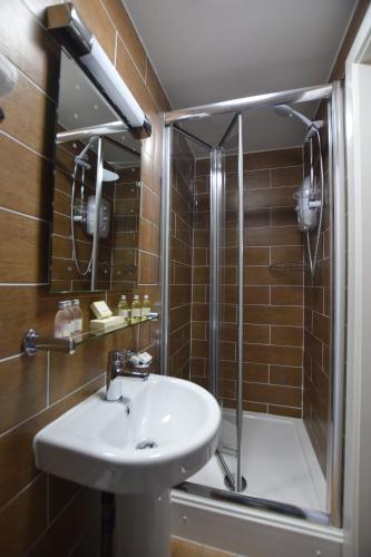 Habitación Individual del hotel Lucky 8. Foto 2