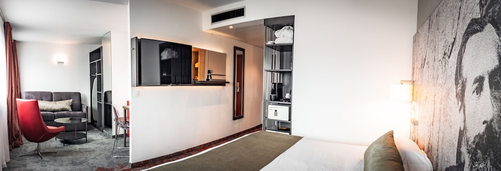 Suite, 1 cama doble con sofá cama (2 people) del hotel Mercure Belfort Centre