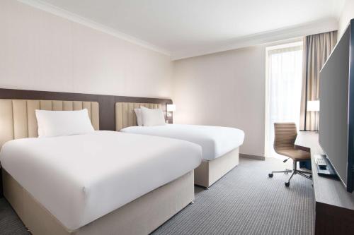 Habitación Doble - 2 camas del hotel Hilton London Gatwick Airport. Foto 3