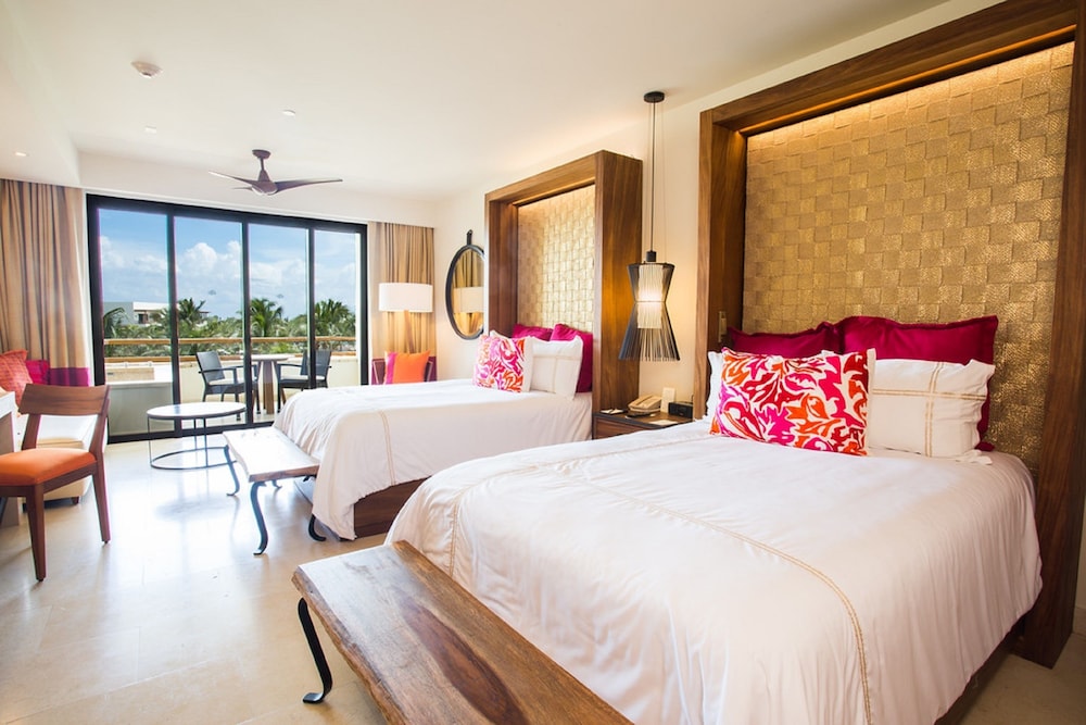 Preferred Club Junior Suite Tropical View Double del hotel Secrets Akumal Riviera Maya - Adults Only - All Inclusive
