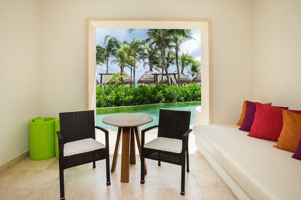 Preferred Club Junior Suite Swim Out King del hotel Secrets Akumal Riviera Maya - Adults Only - All Inclusive. Foto 3