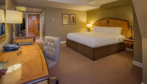 Habitación Doble Deluxe del hotel Hilton London Paddington. Foto 2