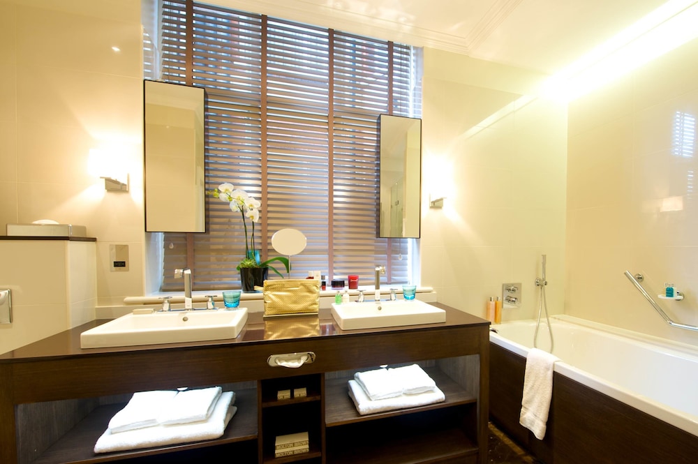 Suite presidencial, 3 habitaciones del hotel Taj 51 Buckingham Gate, Suites and Residences. Foto 7