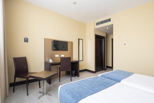 Habitación Doble Estándar - 2 camas del hotel Route 42. Foto 12