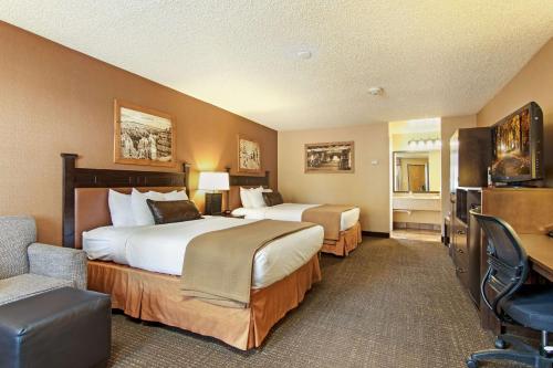 Habitación Doble Deluxe con 2 camas grandes - adaptada para personas de movilidad reducida del hotel Best Western Plus Ruby's Inn. Foto 2