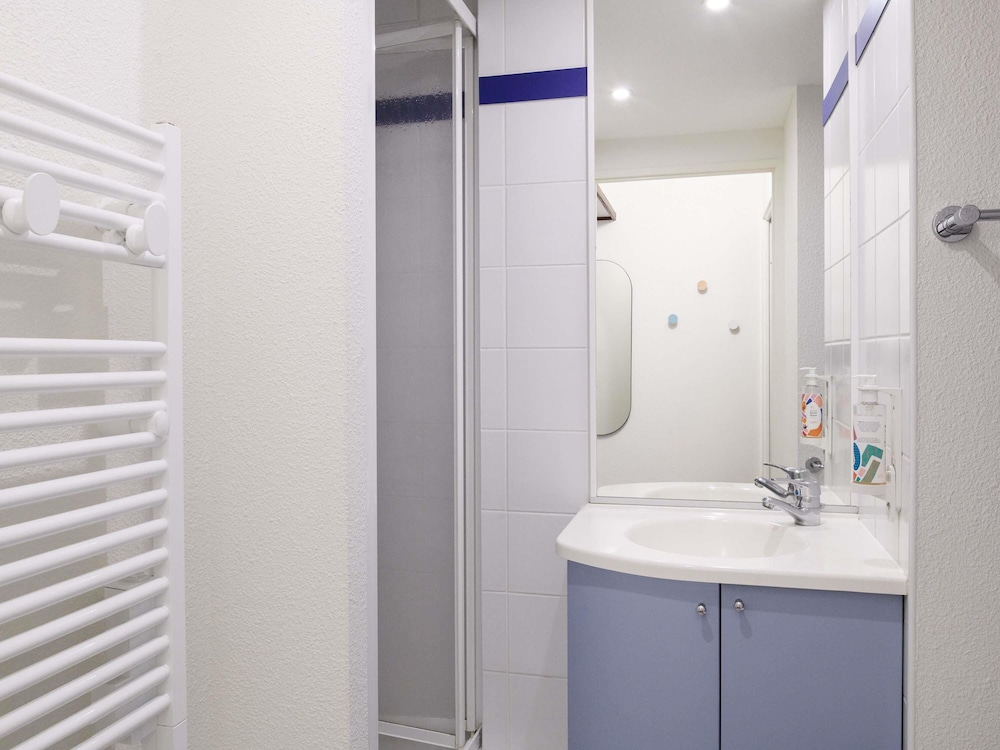 Estudio del hotel Adagio Access Rennes Centre. Foto 4