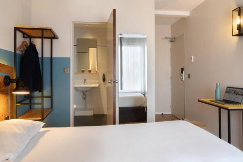Habitación Doble Estándar - 2 camas del hotel Ibis Styles Paris Nation Porte De Montreuil. Foto 7