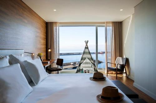 Habitación Familiar con vistas al mar del hotel Octant Ponta Delgada. Foto 4