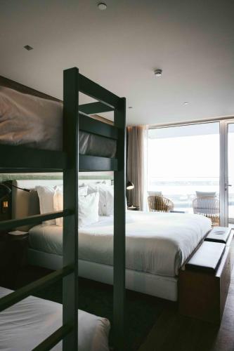 Habitación Familiar Deluxe con vistas al mar del hotel Octant Ponta Delgada