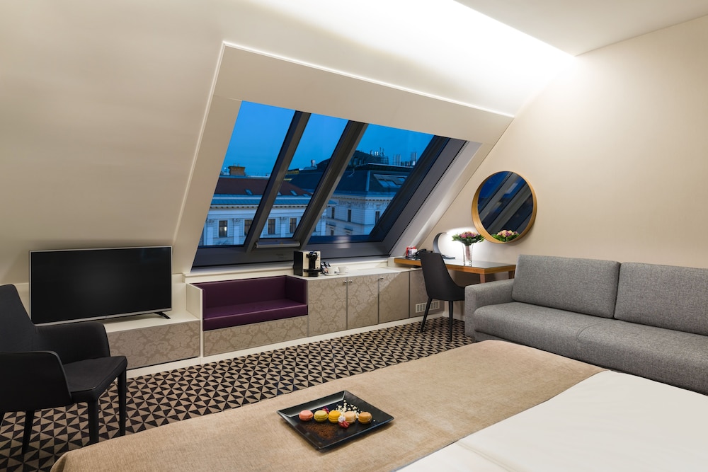 Top Floor Executive Double del hotel Moments Budapest by Continental Group. Foto 2