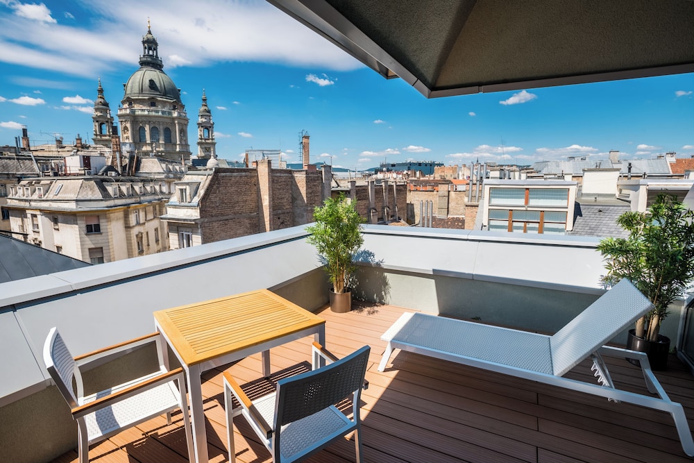 Basilica Suite with Terrace del hotel Moments Budapest by Continental Group. Foto 4