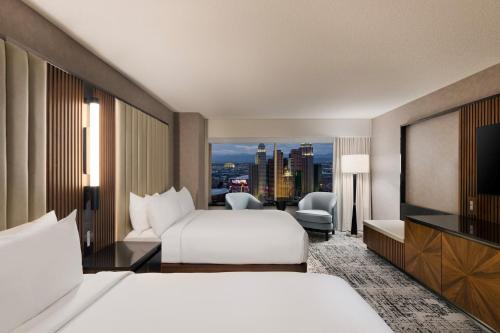 MGM reformada con 2 camas grandes del hotel Mgm Grand and Casino. Foto 1