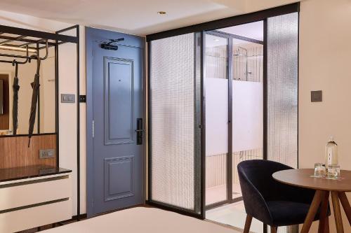 Habitación Premium The Level - Acceso al salón executive del hotel Level At Melia White House. Foto 14