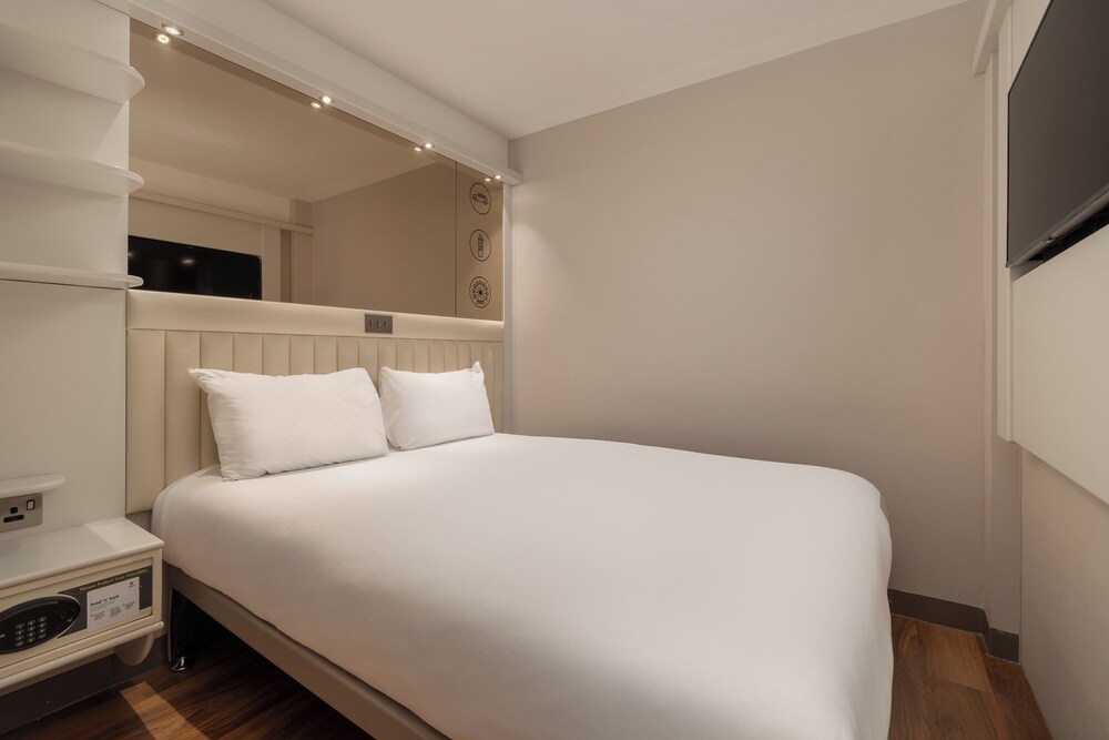 Classic Double without Window del hotel Point A - London, Canary Wharf. Foto 1