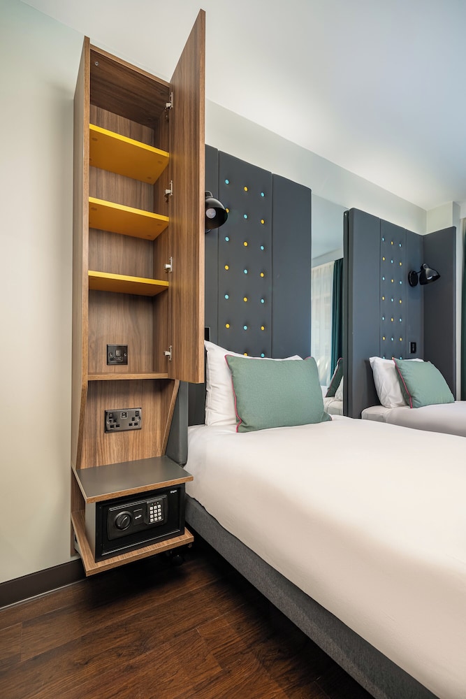 Cosy Twin with Window del hotel Point A - London, Canary Wharf. Foto 4