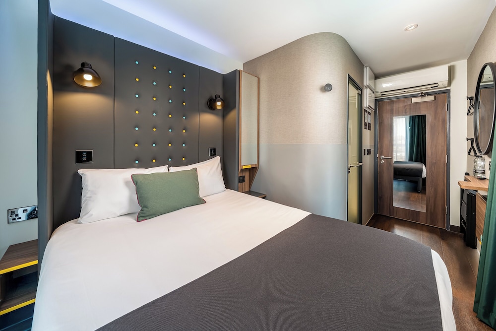 Cosy Double with Window del hotel Point A - London, Canary Wharf. Foto 2