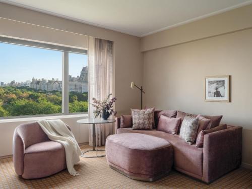 Suite Estudio con vistas panorámicas al parque del hotel Park Lane New York. Foto 3