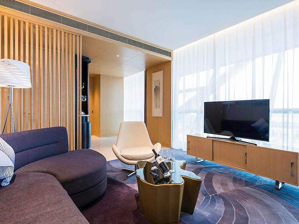 Suite Deluxe con 1 cama King del hotel Novotel Suzhou Sip. Foto 5