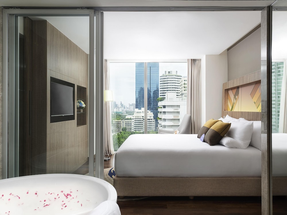 SUITE FAMILIAR, 1 Cama King Size del hotel Novotel Bangkok Sukhumvit 20. Foto 7