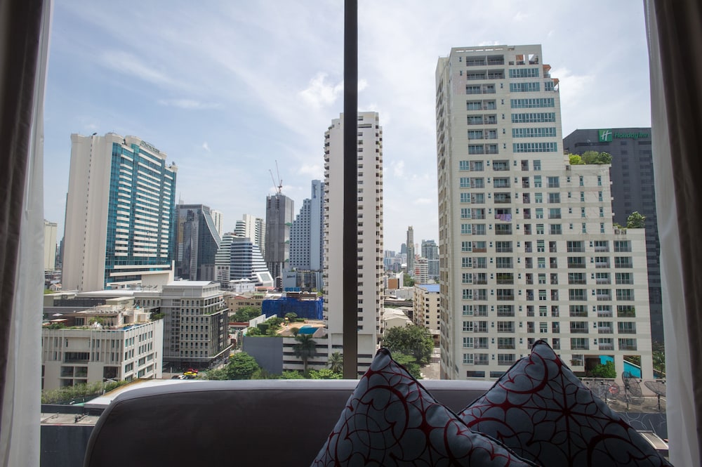 SUITE EJECUTIVA, 1 Cama King Size del hotel Novotel Bangkok Sukhumvit 20. Foto 13