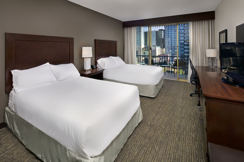 Habitación, 2 camas dobles (Skyline) del hotel Wyndham San Diego Bayside. Foto 1