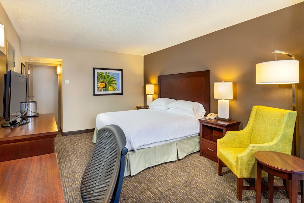 Habitación, 1 cama de matrimonio grande, no fumadores (Mobility/Hearing, Roll - in shower) del hotel Wyndham San Diego Bayside. Foto 1