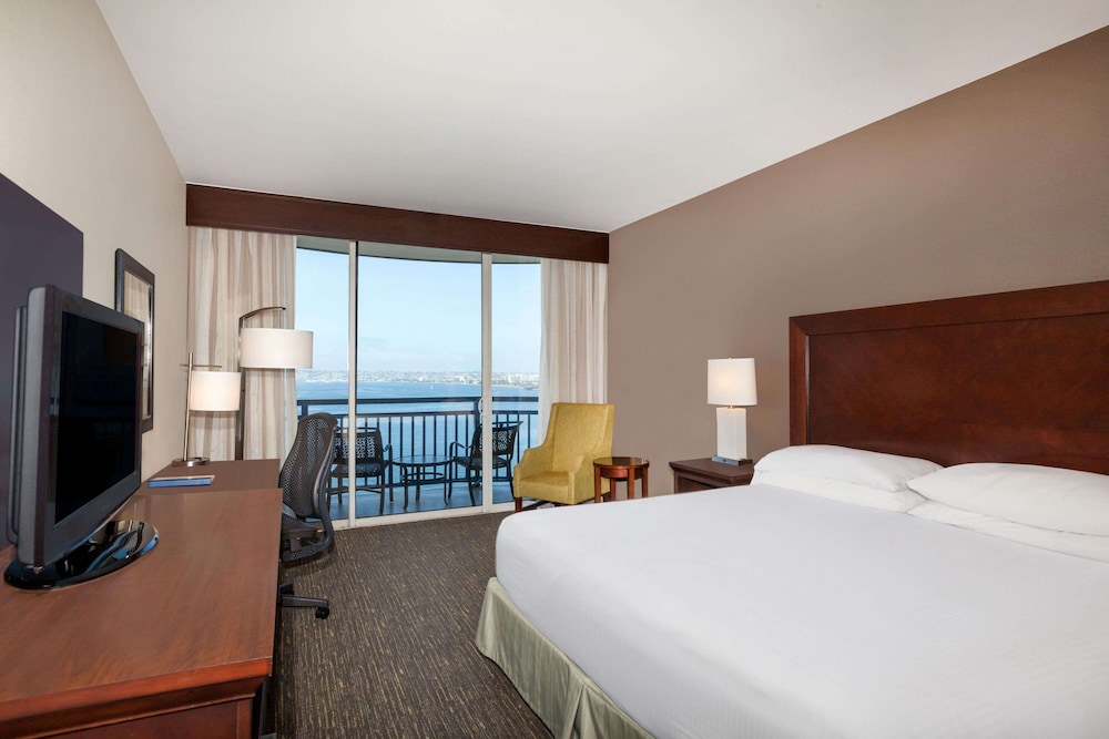 Habitación Premium, 1 cama de matrimonio grande del hotel Wyndham San Diego Bayside. Foto 2