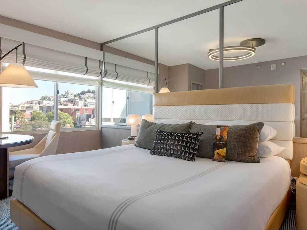 Habitación Deluxe, 1 cama de matrimonio grande (C1) del hotel Zoe Fisherman's Wharf. Foto 5