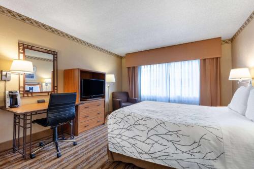 Habitación - No fumadores - Cama grande del hotel Travelodge by Wyndham Seattle By The Space Needle. Foto 1