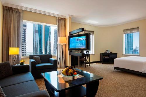 Alojamiento Familiar Prémium con cama extragrande del hotel Towers Rotana. Foto 2
