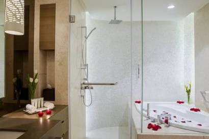Apartamento 3 habitaciones Premium del hotel Towers Rotana. Foto 4