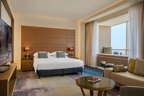 Estudio del hotel Towers Rotana. Foto 3