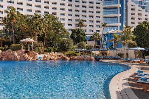 Ocean View Deluxe Room with Private Balcony - includes KiDS Club access del hotel Jumeirah Beach. Foto 8