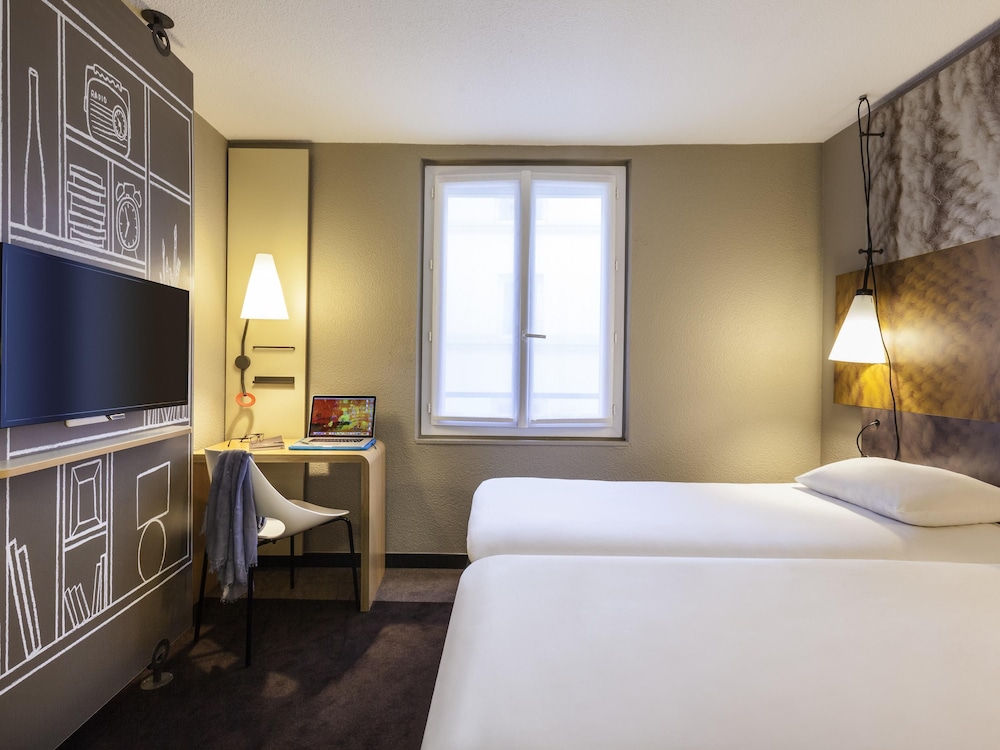 Habitación estándar, 2 camas individuales del hotel Ibis Marne La Vallée Champs. Foto 8