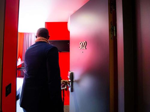Habitación Doble Estándar del hotel Ibis Styles Paris Gare De L'est Magenta. Foto 8
