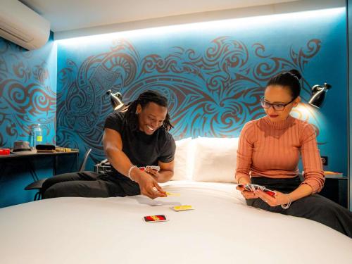 Habitación Doble Estándar del hotel Ibis Styles Paris Gare De L'est Magenta. Foto 10