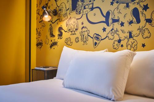 Habitación Individual Estándar del hotel Ibis Styles Paris Gare De L'est Magenta. Foto 11