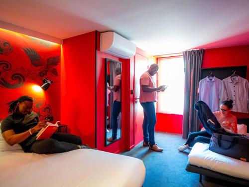 Habitación Doble Estándar del hotel Ibis Styles Paris Gare De L'est Magenta. Foto 19