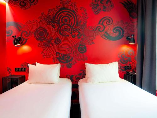 Habitación Doble Estándar - 2 camas del hotel Ibis Styles Paris Gare De L'est Magenta. Foto 10