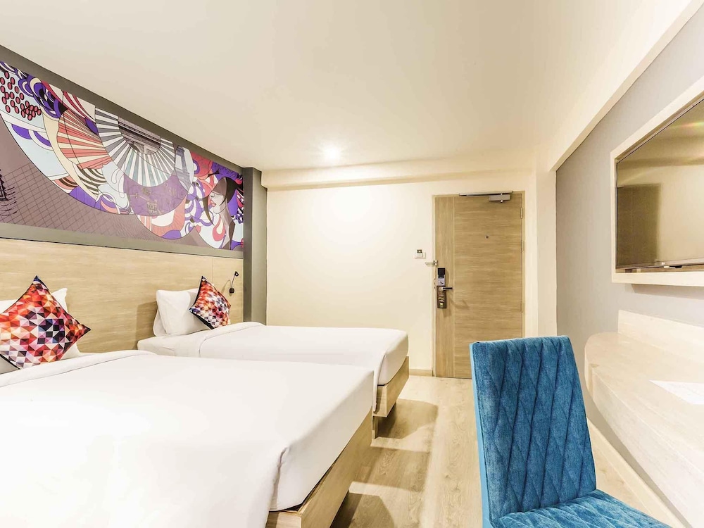 Estándar, Dos Camas Individuales del hotel Ibis Styles Bangkok Sukhumvit 50. Foto 3