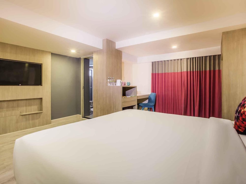 Habitación Familiar con Camas Apiladas del hotel Ibis Styles Bangkok Sukhumvit 50. Foto 3